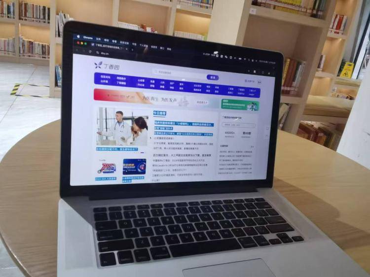手工羽毛扇网站如何凭借传统工艺传承扩大流量？同行都是怎么做的？